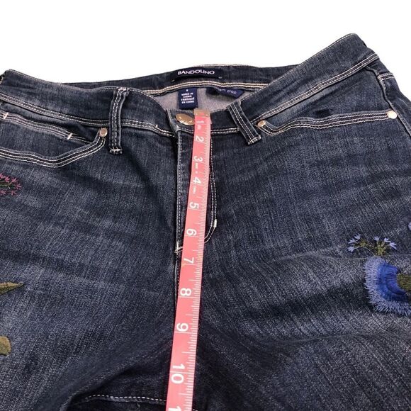 Bandolino Lisbeth Floral Embroidered Crop Frayed Hems Jeans - Picture 8 of 11